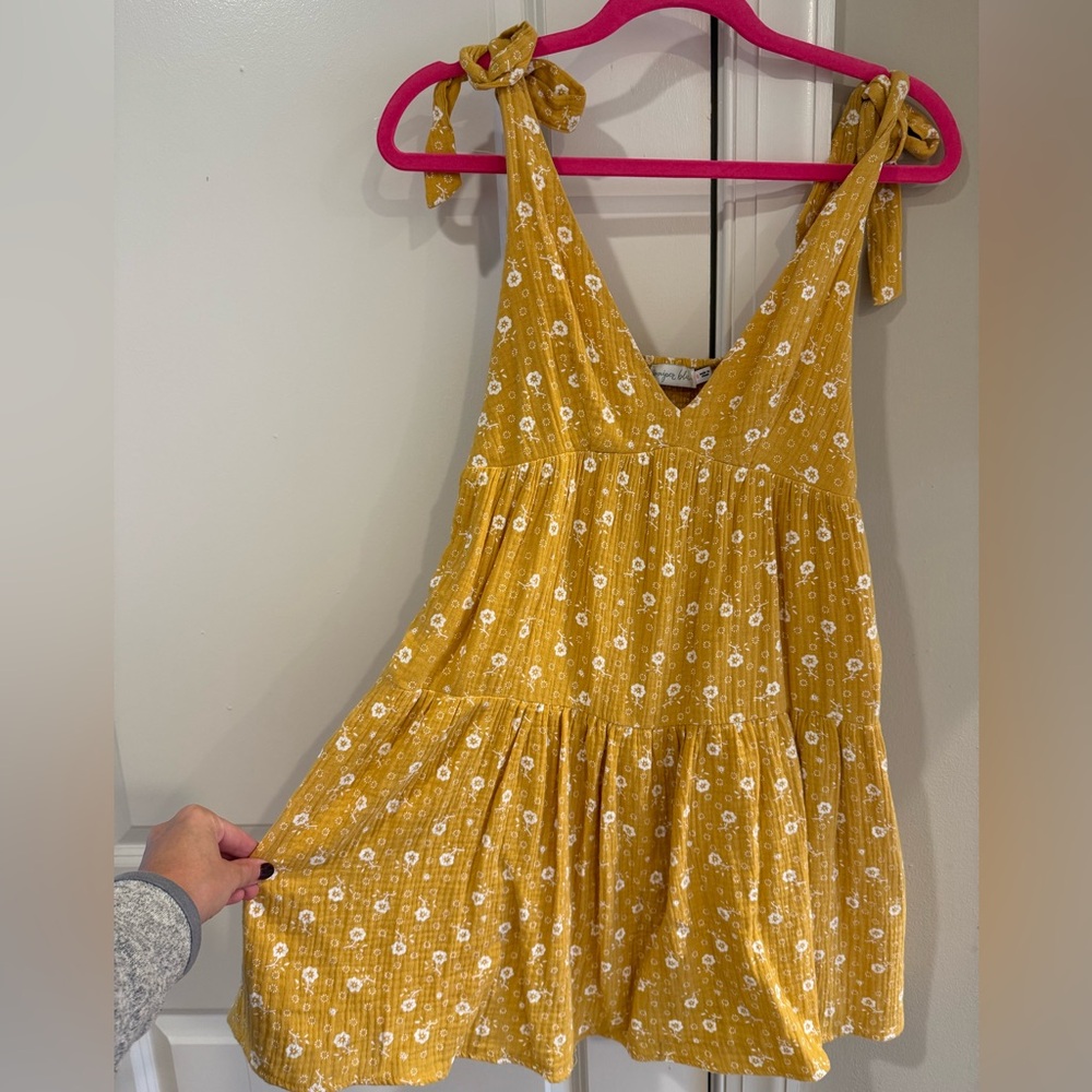 Juniper Blu from South Moon Under. Great condition and comfortable dress